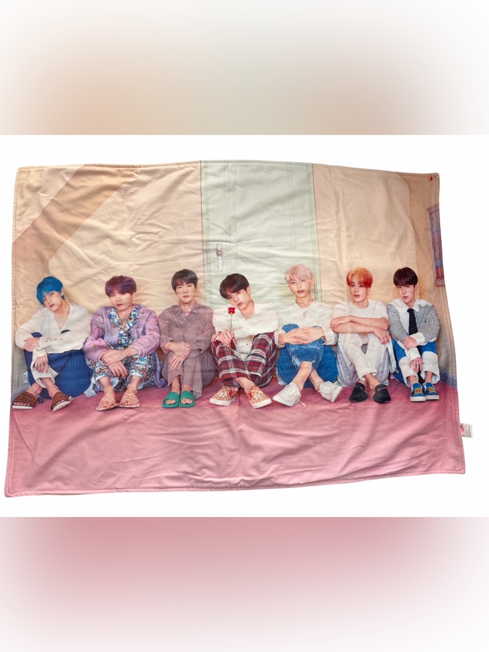 [LIMITED] BTS Pop up Store Boy with Luv Blanket HOUSE OF BTS Official Pink Soft